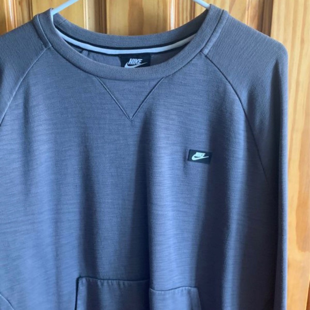 Nike sweatshirt
